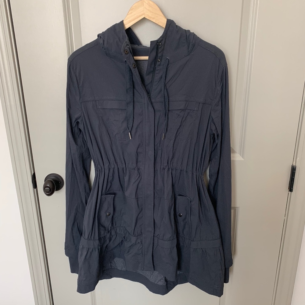 Lululemon Gray Lightweight Jacket (S)